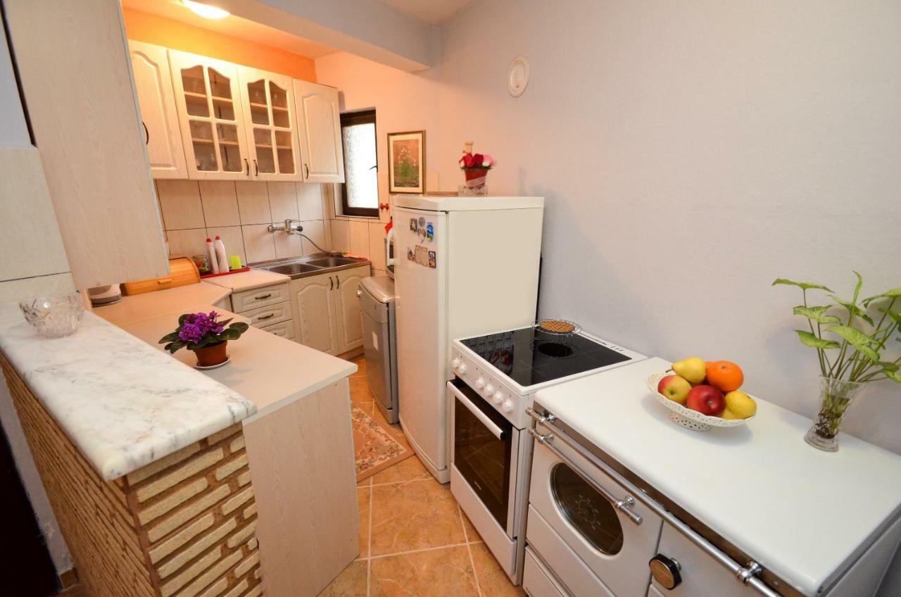 Apartment Buki โกตอร์ ภายนอก รูปภาพ