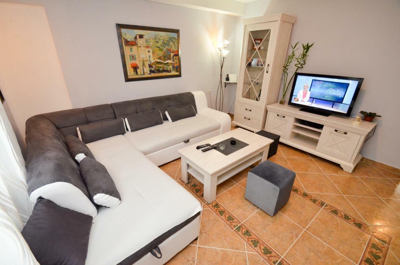 Apartment Buki โกตอร์ ภายนอก รูปภาพ